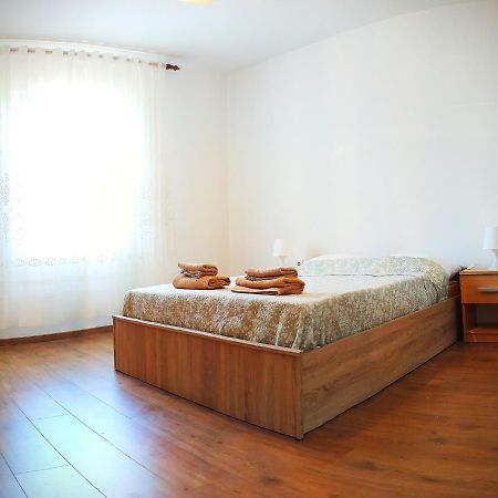 Апартаменты Apartman "Lima" Пула Экстерьер фото