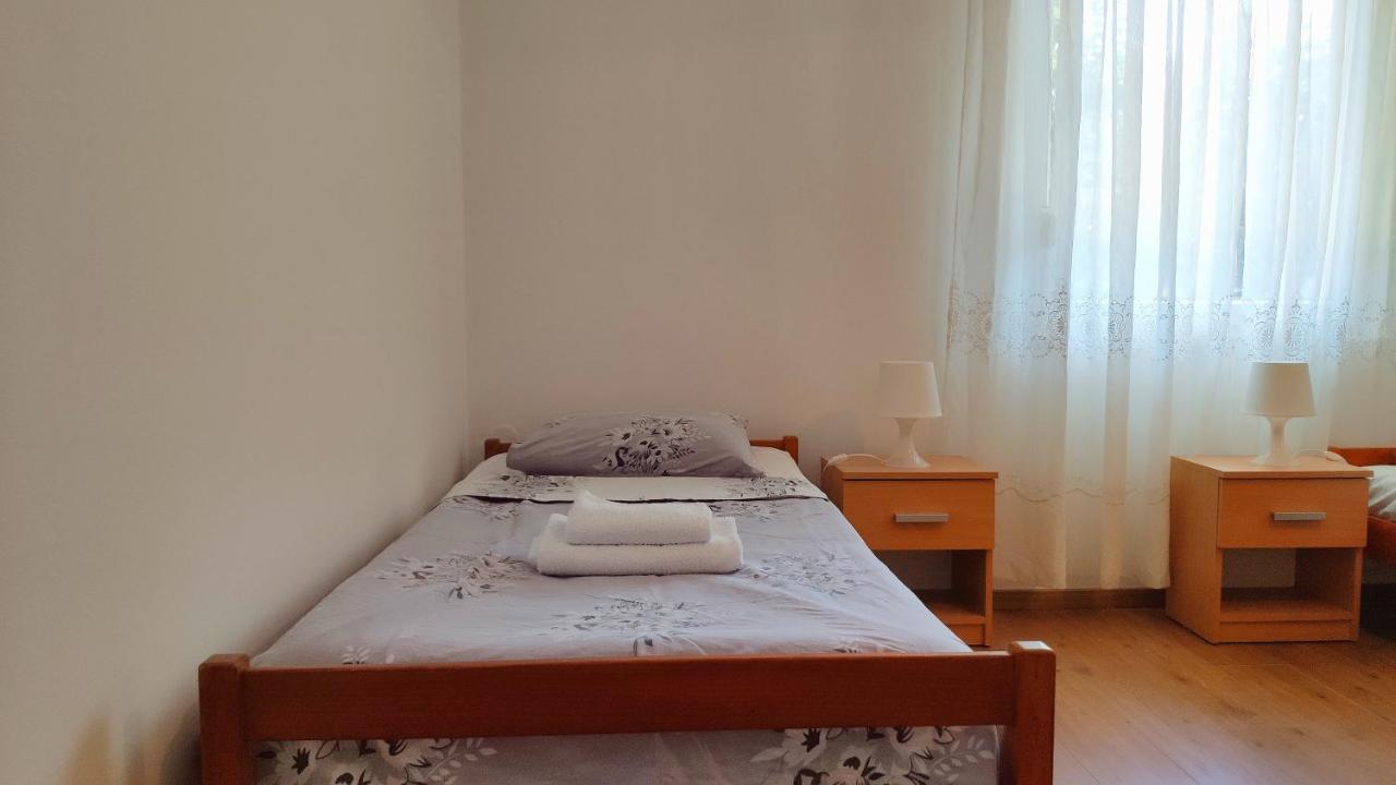 Апартаменты Apartman "Lima" Пула Экстерьер фото