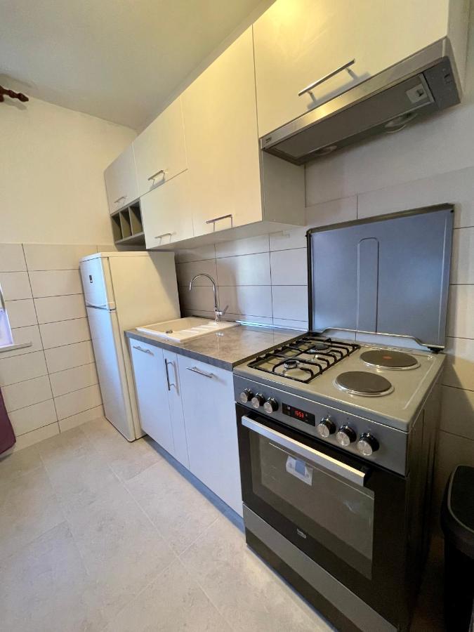 Апартаменты Apartman "Lima" Пула Экстерьер фото